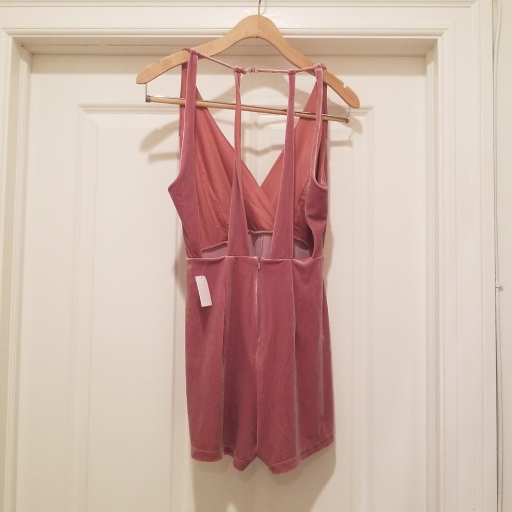 Romper - Picture 6 of 7